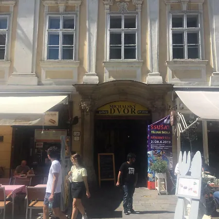 Mira 8 Bratislava