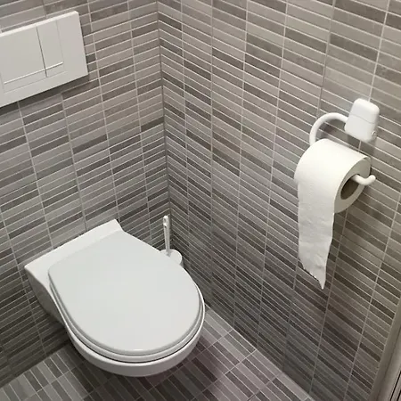Mira 8