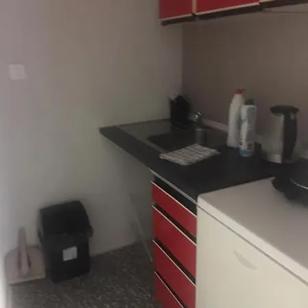 Mira 8